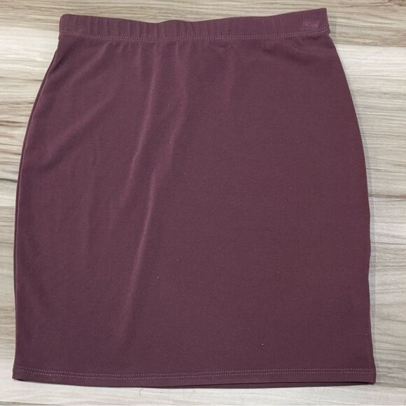Windsor Shimmer Maroon Mini Skirt Women’s Small New Years NYE - Picture 1 of 4